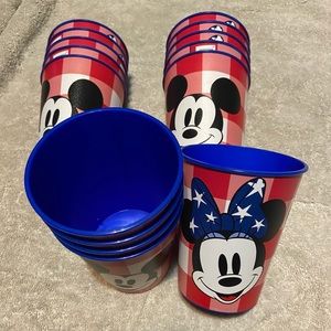 15 identical Micky Mouse kids cups